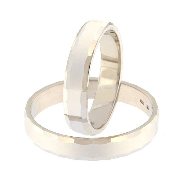 Золотое обручальное кольцо Kод: rn0155-4l-v