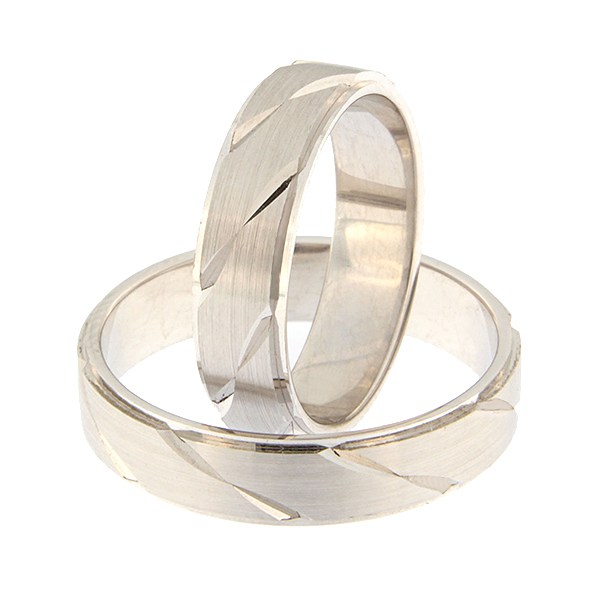 Золотое обручальное кольцо Kод: rn0156-5-vm3