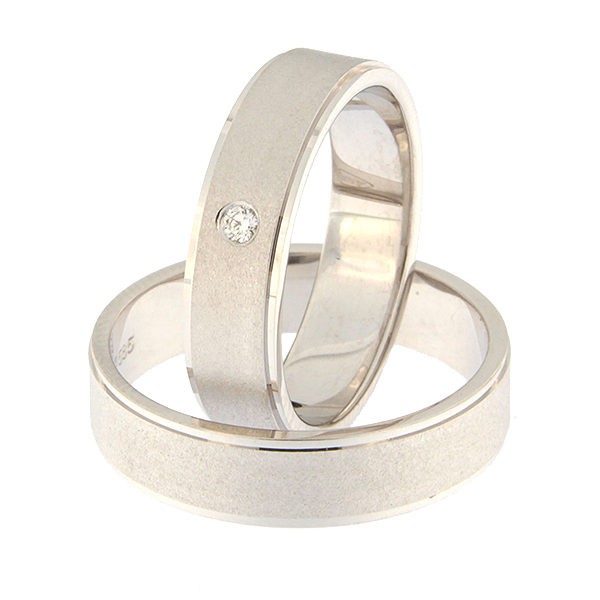 Kullast abielusõrmus teemantiga Kood: Rn0106-5-vm2-1k