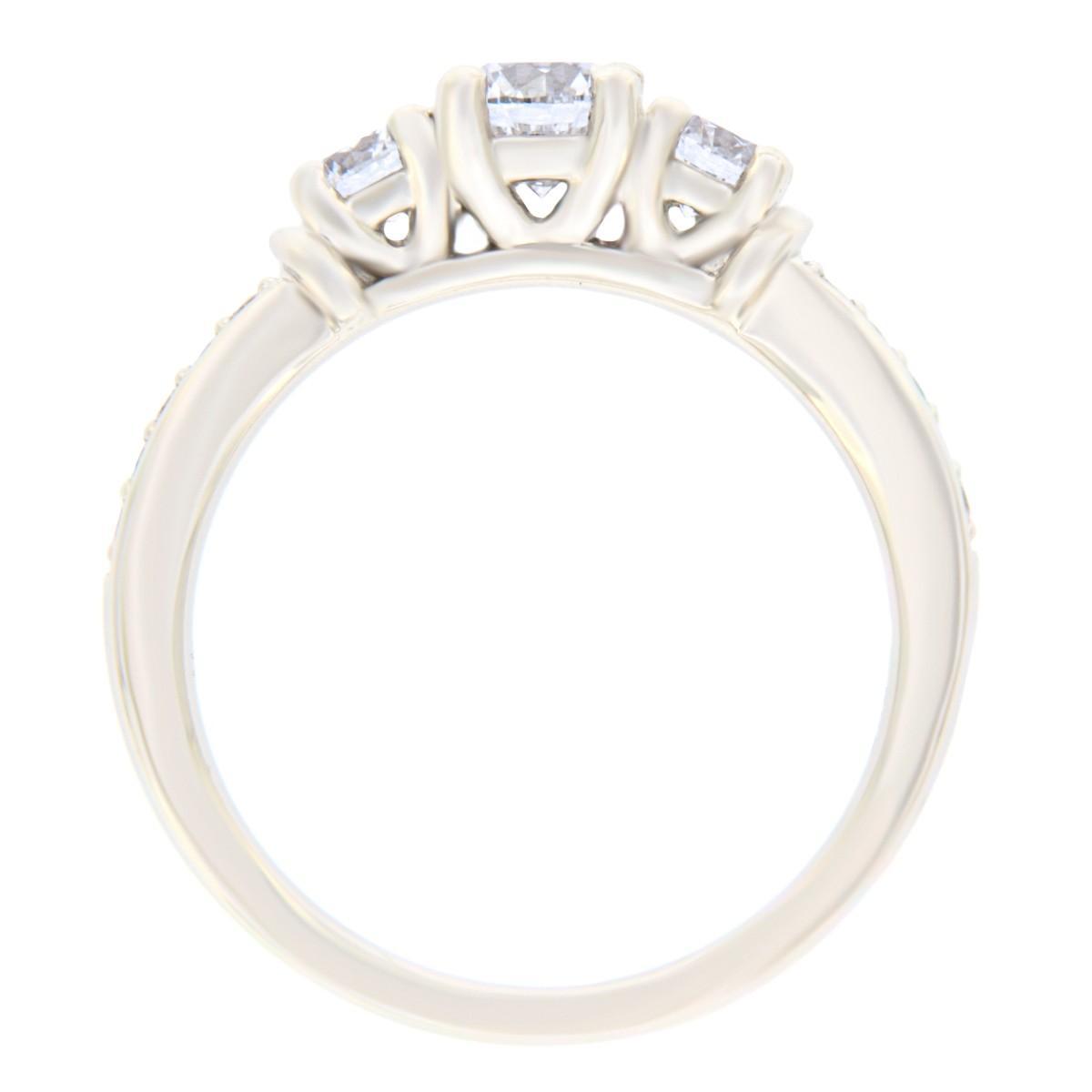 Kullast sõrmus teemantidega 0,74 ct. Kood: 52ae