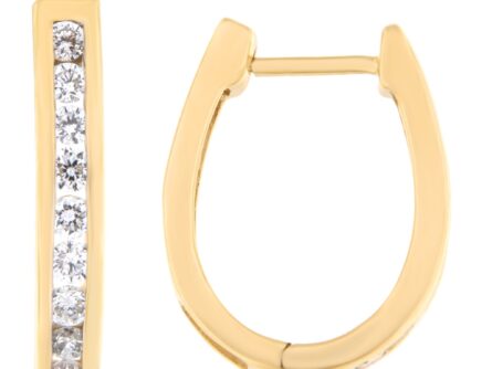 Gold earrings with a 0,50 ct diamond. Code: 11he