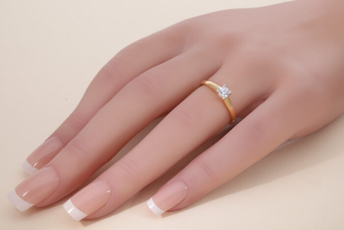 Kullast sõrmus teemantidega 0,31 ct. Kood: 51ar,18ap,173ak - Image 2