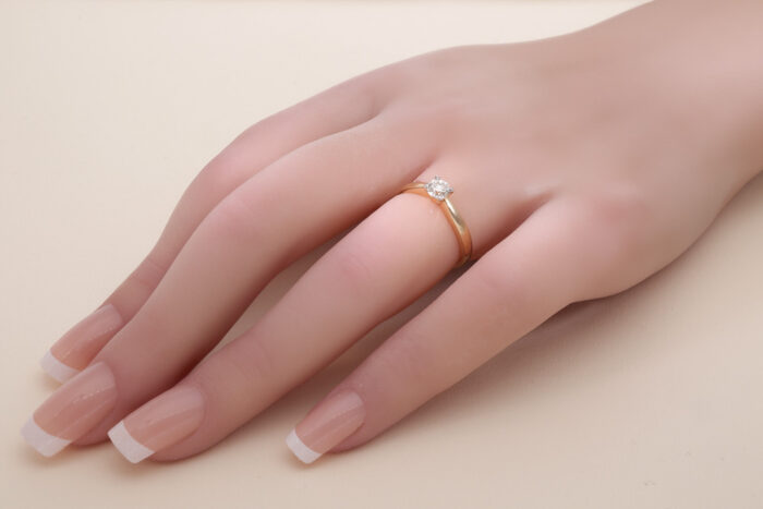 Kullast sõrmus teemantiga 0,38 ct. Kood: 24ap,186ak - Image 2