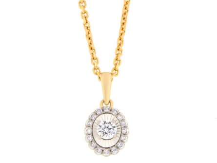 Gold pendant with 0,25 ct diamonds. Code: 52he