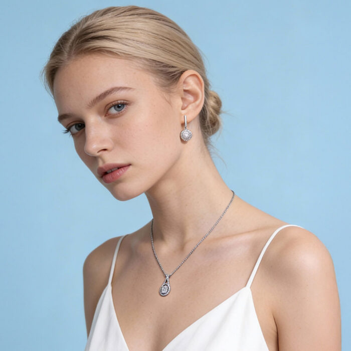 Kullast kõrvarõngad ja ripats teemantidega Komplekt: 22ab + 48hka