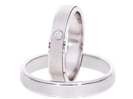 Kullast abielusõrmus teemantiga 0,03ct. Kood: Rn0106-4-vm2-1k