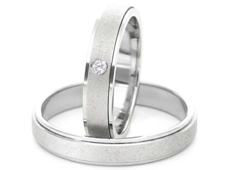 Kullast abielusõrmus teemantiga 0,03ct. Kood: Rn0106-4-vm2-1k