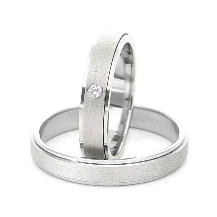 Kullast abielusõrmus teemantiga 0,03ct. Kood: Rn0106-4-vm2-1k