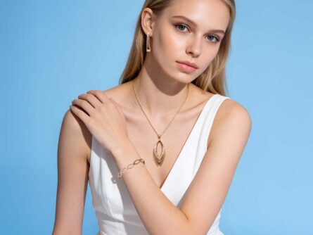 Kullast kõrvarõngaste, käeketi ja ripats ketiga Komplekt: "Ellips"