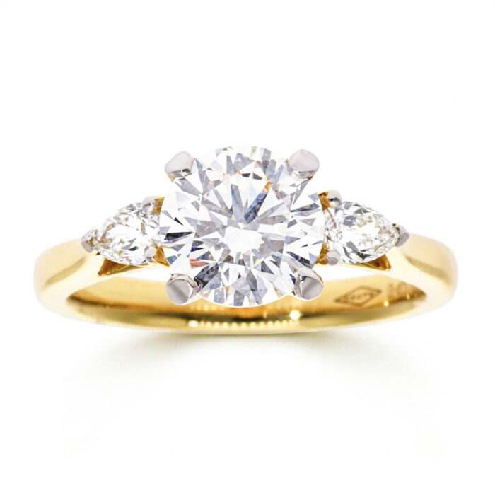 Kullast sõrmus laboris kasvatatud ja looduslike teemantidega Kood: LAB-RX4381-Y-1,5